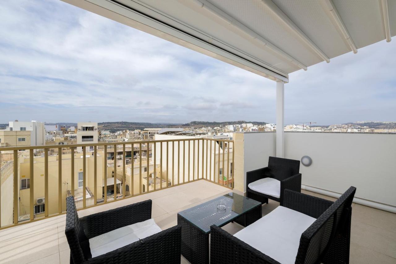 Hilltop Apartments - Stylish Comfort Living Close To The Sea, Bugibba セント・ポールズ・ベイ エクステリア 写真