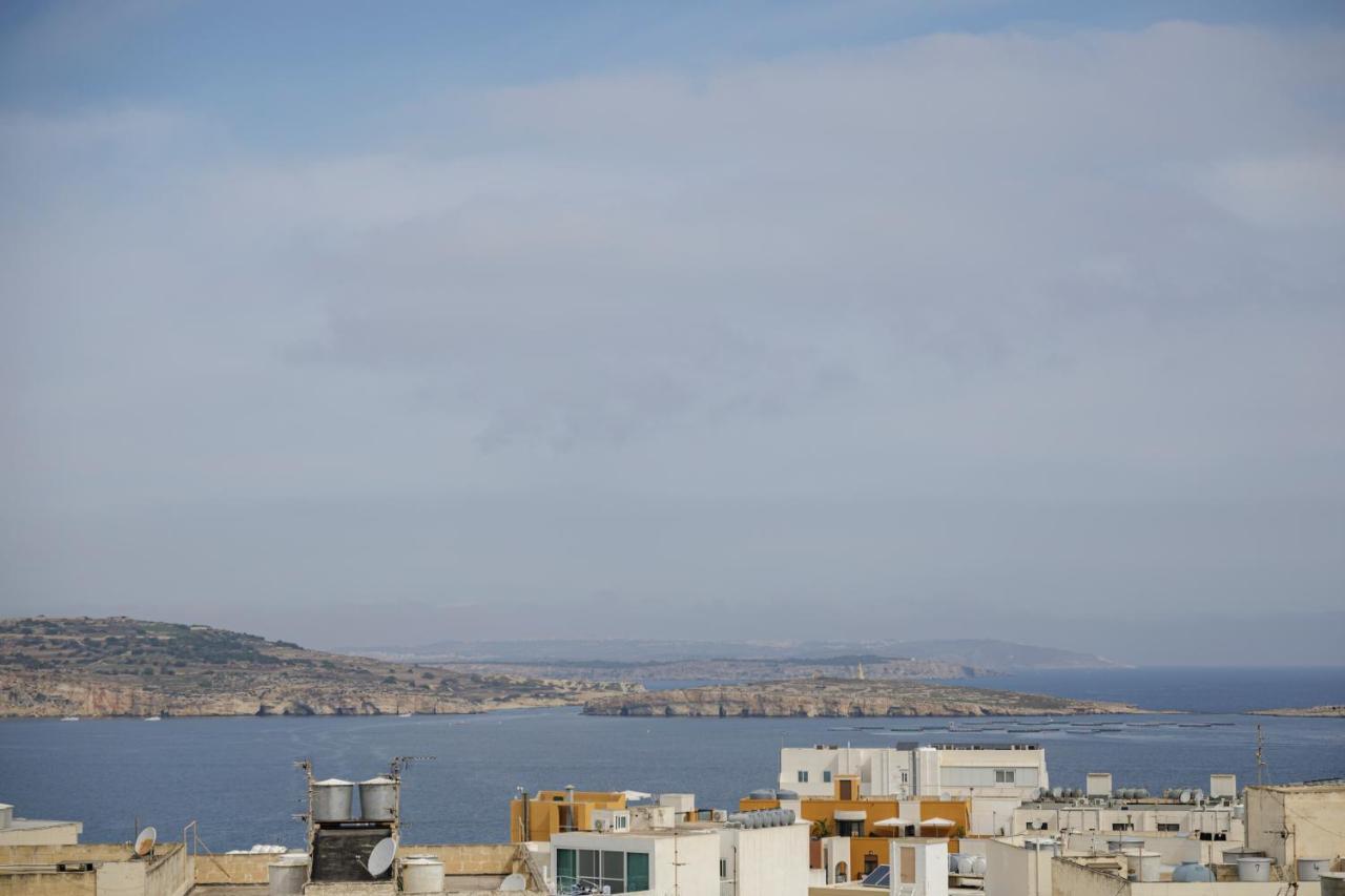 Hilltop Apartments - Stylish Comfort Living Close To The Sea, Bugibba セント・ポールズ・ベイ エクステリア 写真
