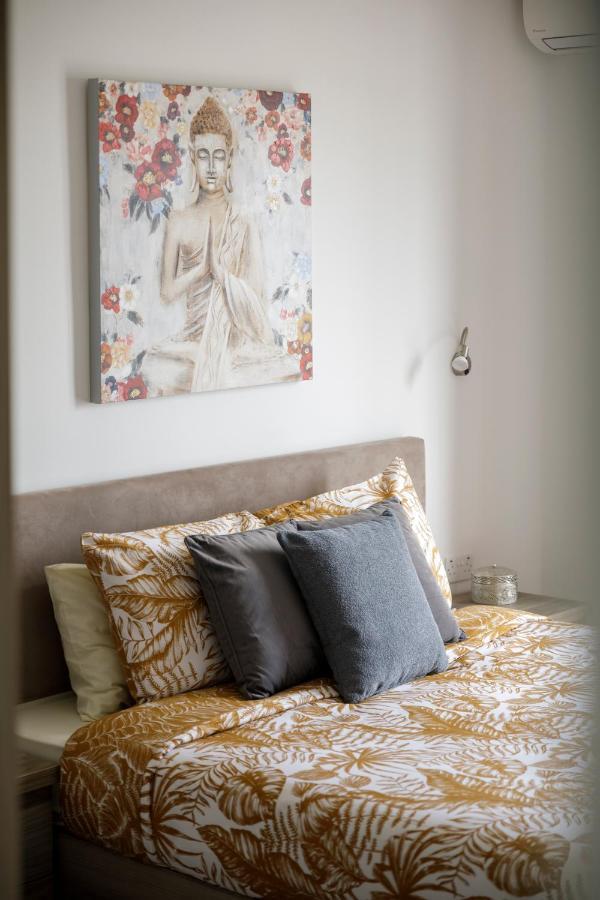 Hilltop Apartments - Stylish Comfort Living Close To The Sea, Bugibba セント・ポールズ・ベイ エクステリア 写真